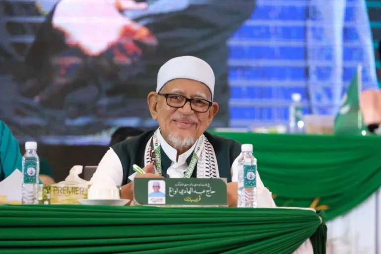 Tan Sri Tuan Guru Abdul Hadi Awang Pengerusikan Mesyuarat Khas PAS Pusat