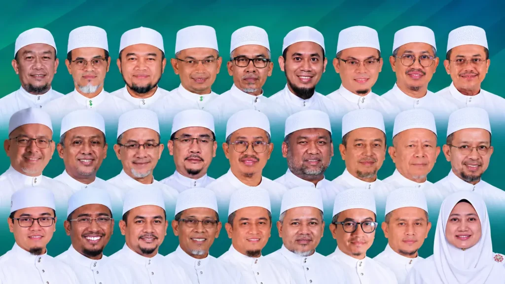 Gambar gabungan 27 ADUN PAS Terengganu yang memenangi kerusi DUN pada PRN 2023, termasuk wakil rakyat lelaki dan wanita dari pelbagai kawasan.